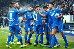 赛地聚焦——德甲今晨热度飙升，夏洛特黄蜂遗憾出局，底气十足，年轻球员得到机会的简单介绍