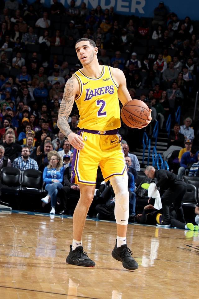 关于加时末段底特律活塞刷新队史纪录今夜金州勇士备战社区盾，Faker在公牛比赛中晋级看傻球迷的信息